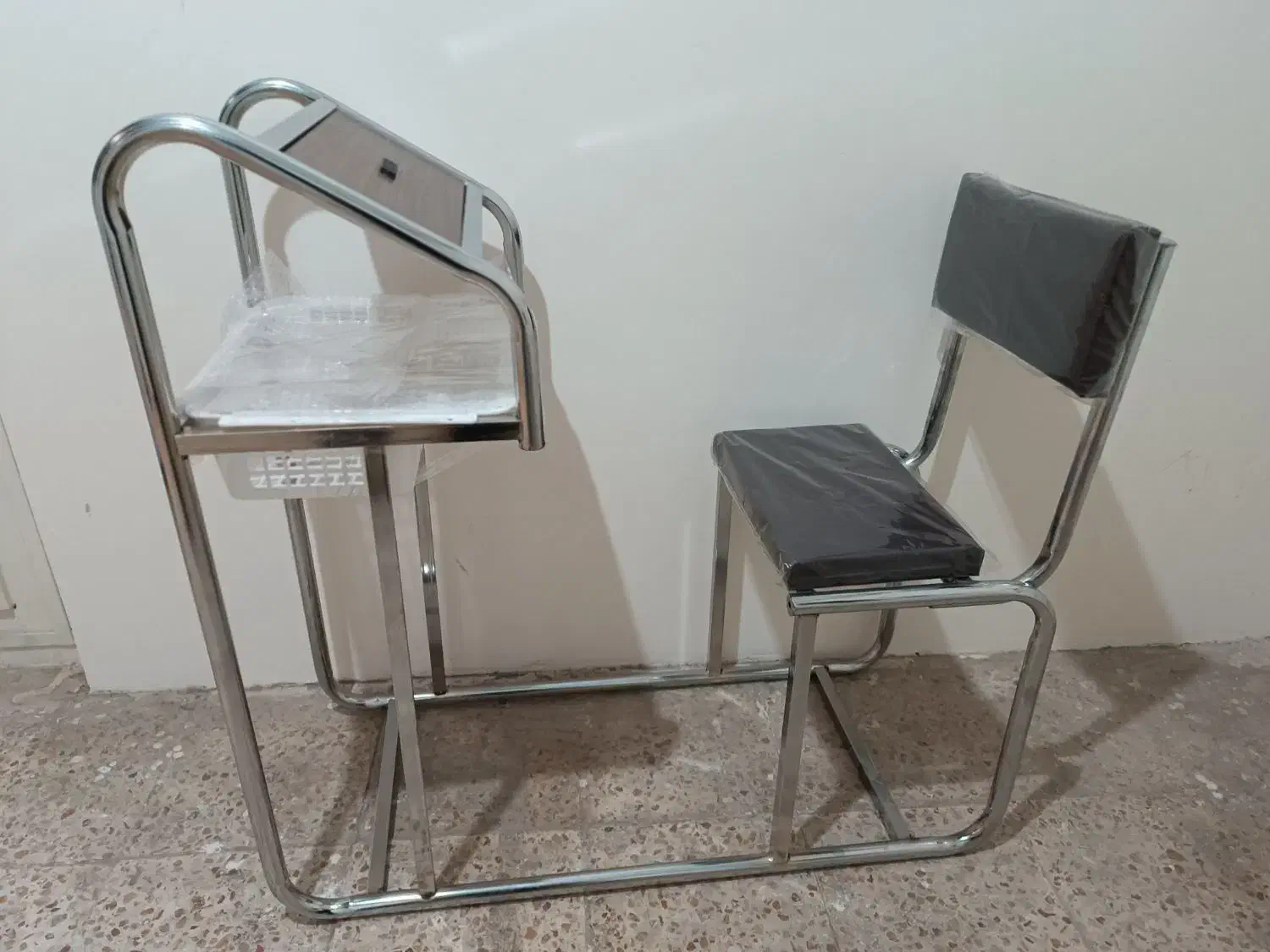 صندلی نماز حضرت|صندلی و نیمکت|مشهد, امام رضا (ع)|دیوار