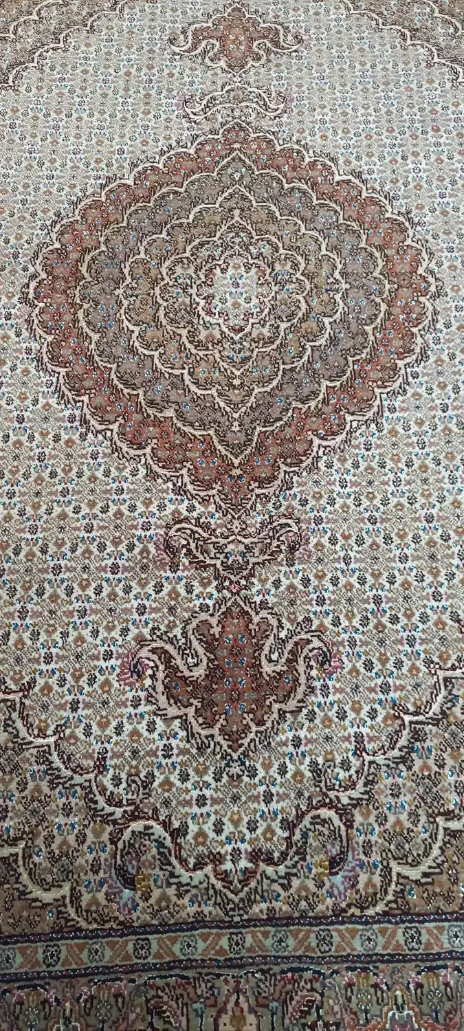 قالیچه دستبافت ماهی ( ۱/۵ × ۲ ) رج ۴۰ مرینوس|فرش|تبریز, |دیوار