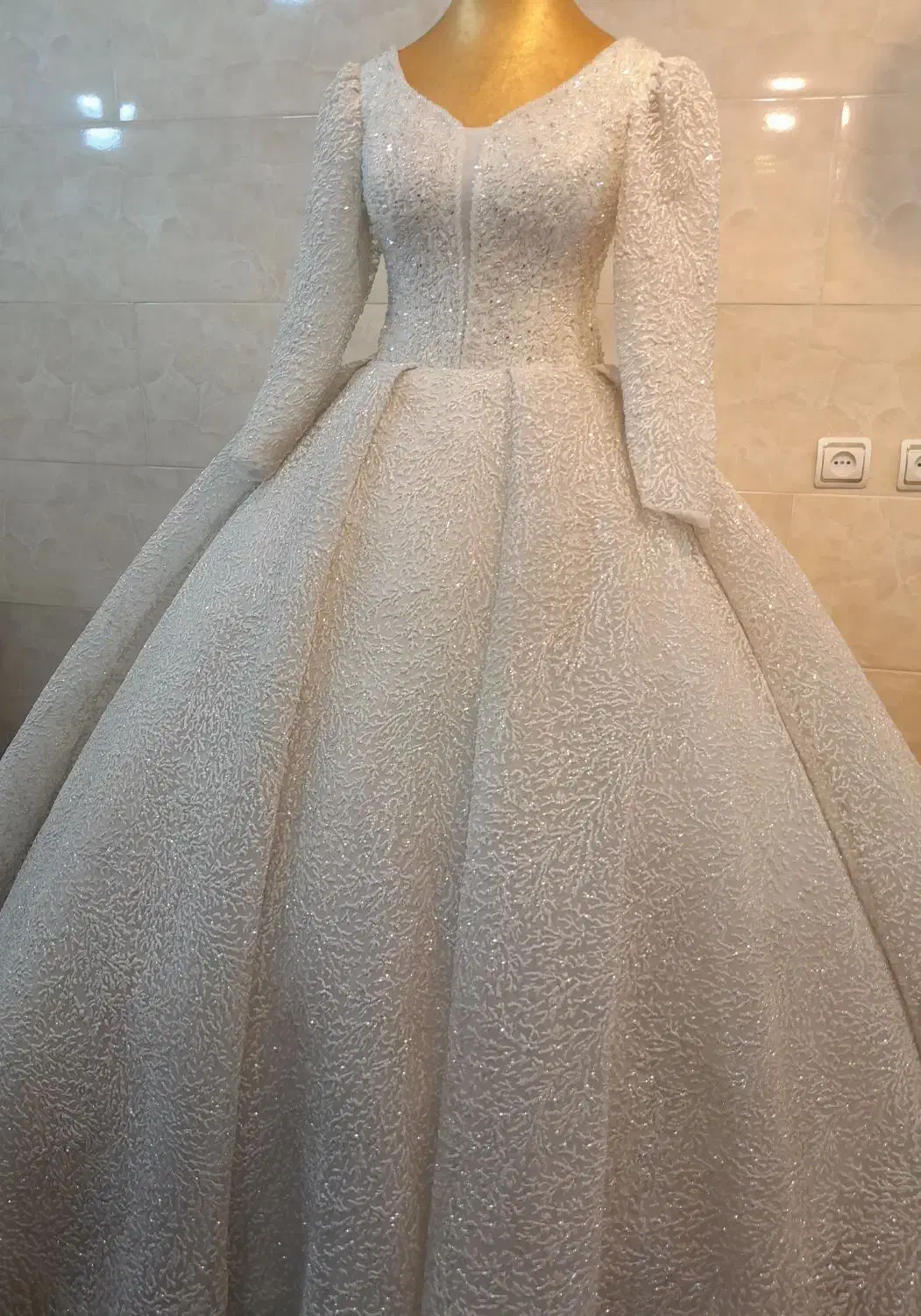 فروش لباس عروس|لباس|محمدشهر, همایون ویلا|دیوار