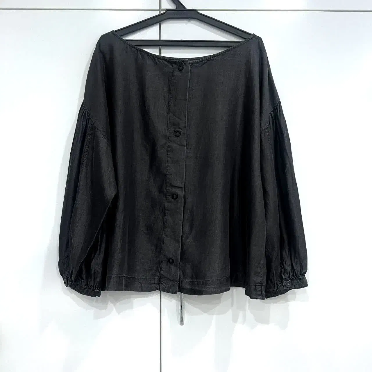 لباس|لباس|دماوند, گیلاوند|دیوار