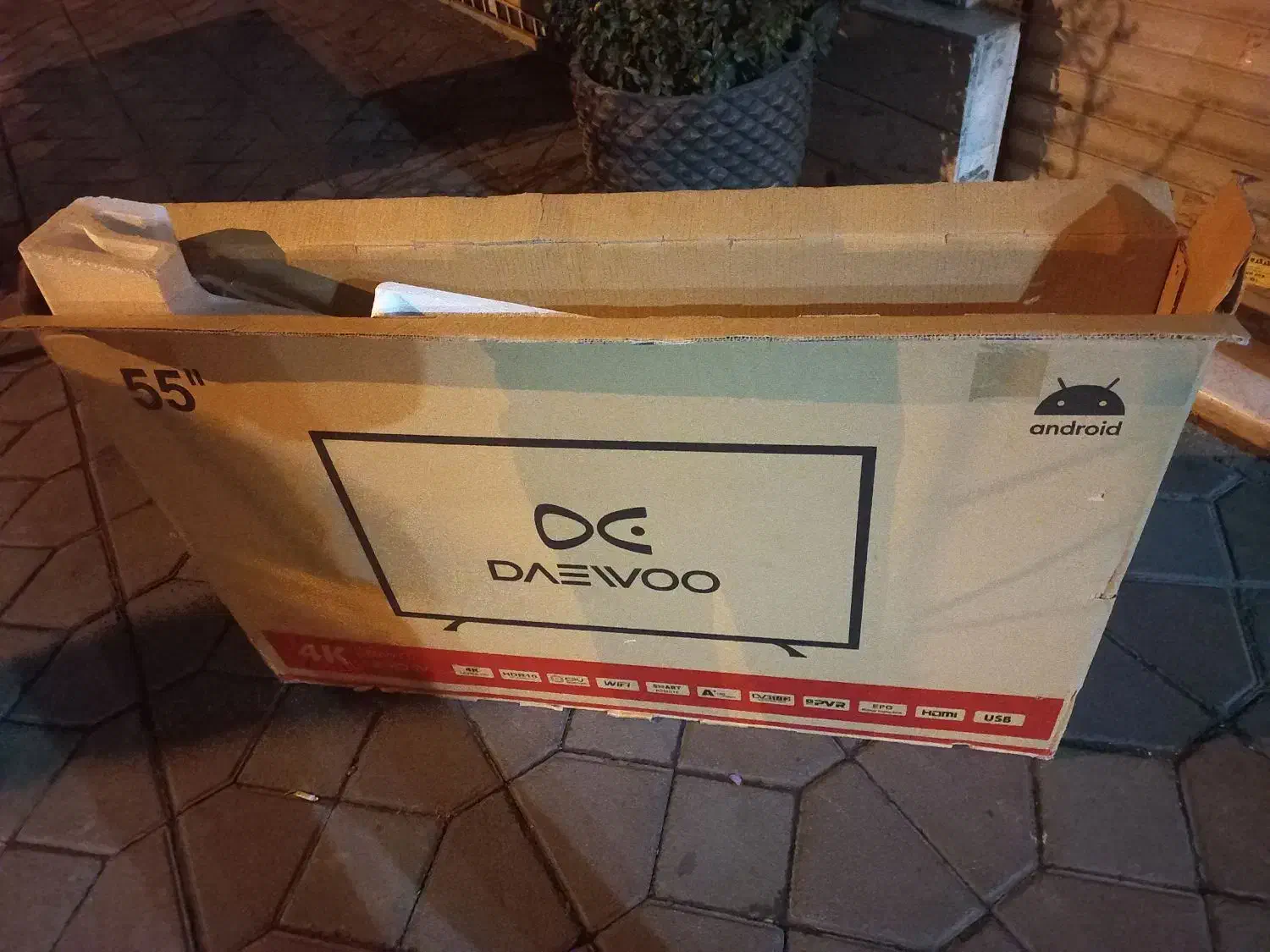 کارتن تلویزیون ۵۵ اینچ دوو نو آکبند|تلویزیون و پروژکتور|تهران, جابری|دیوار