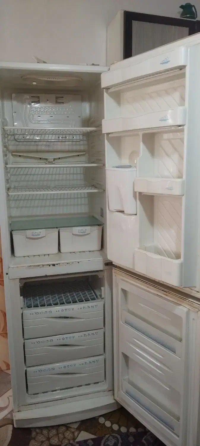 یخچال و فریزر همیالیا|یخچال و فریزر|ملایر, |دیوار