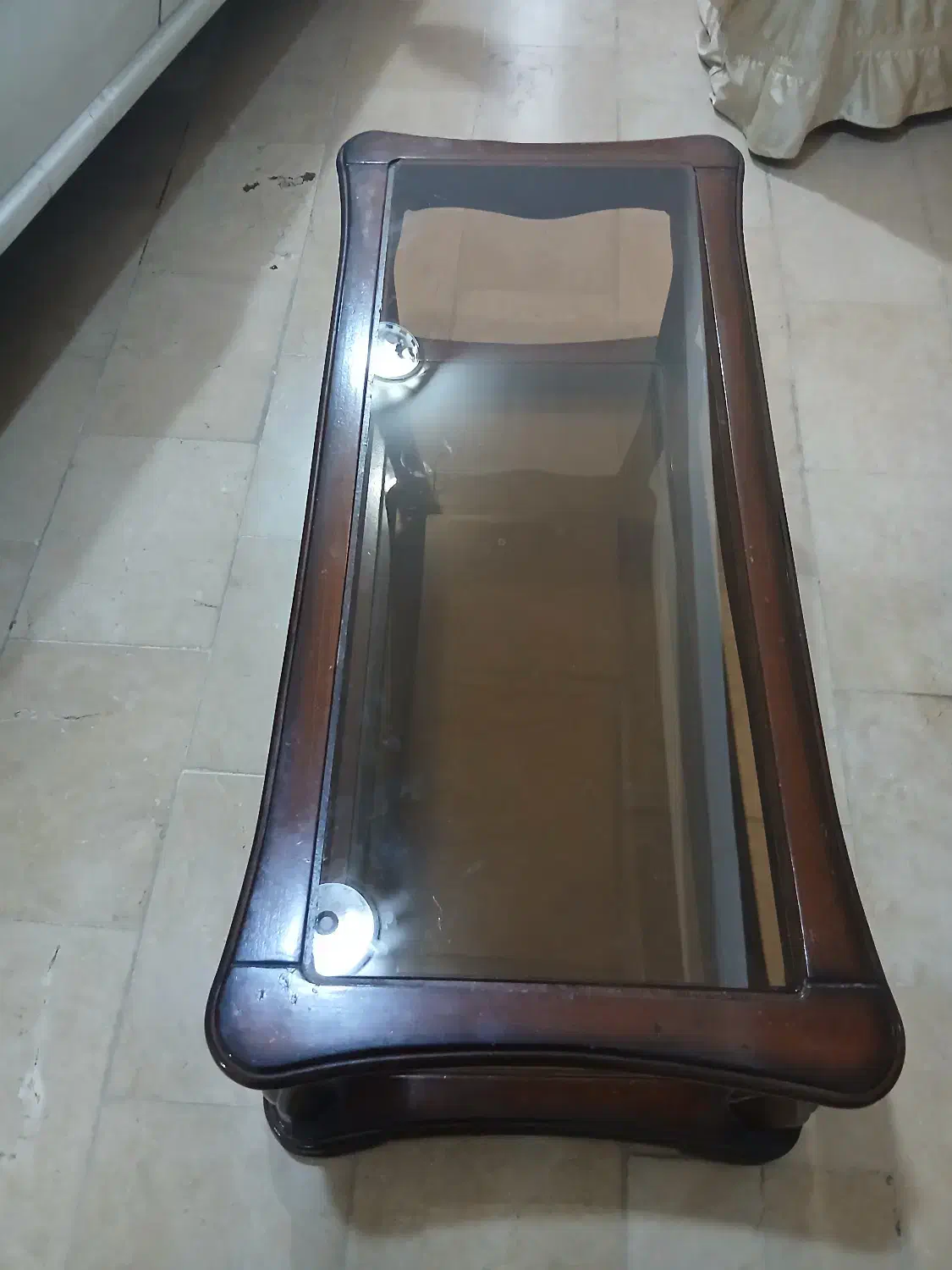 میز شیشه ای چوبی جلو مبلی|مبلمان خانگی و میز عسلی|اردبیل, |دیوار