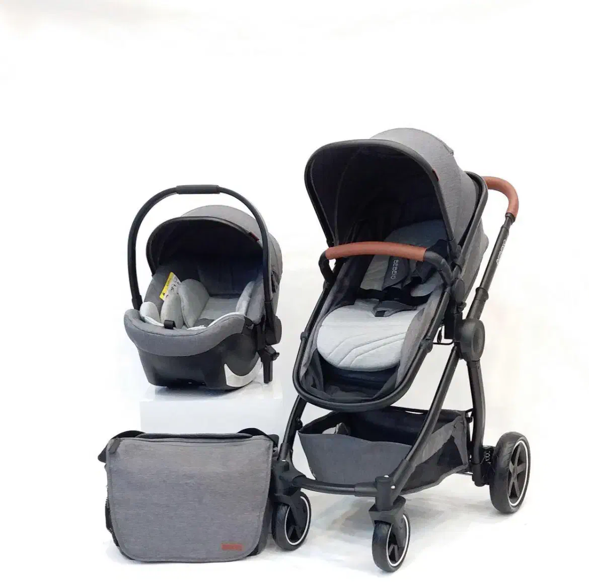 کالسکه ببکو مناسب سیسمونی|کالسکه و لوازم جانبی|کرج, آتشگاه|دیوار