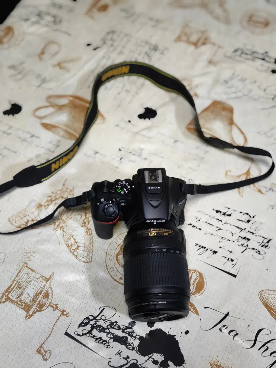 دوربین نیکون d5600|دوربین عکاسی و فیلم‌برداری|نجف‌آباد, شهرک صنعتی منتظریه|دیوار