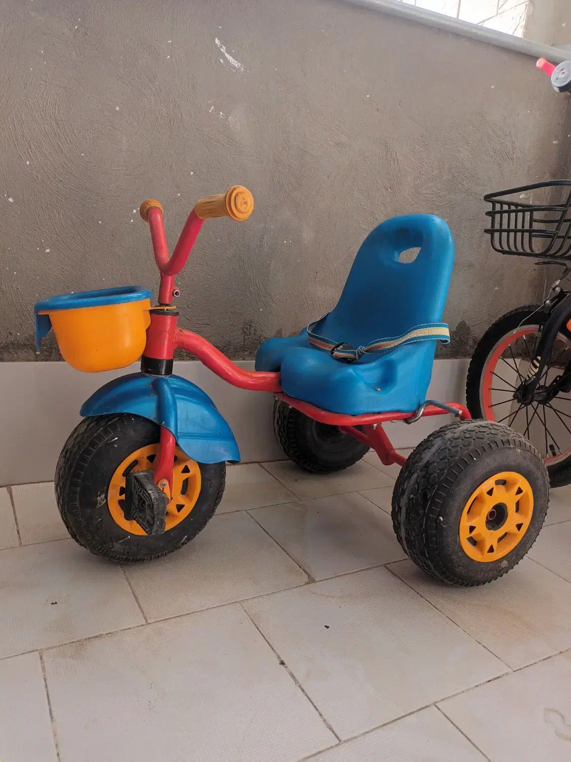 سه چرخه|دوچرخه، اسکیت، اسکوتر|گلبهار, شهر جدید گلبهار|دیوار