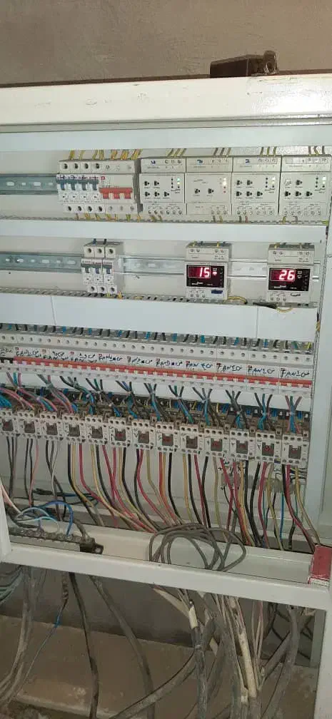 خدمات برق صنعتی و برودتی وحرارتی|خدمات پیشه و مهارت|مرودشت, بیست متری بیمارستان|دیوار