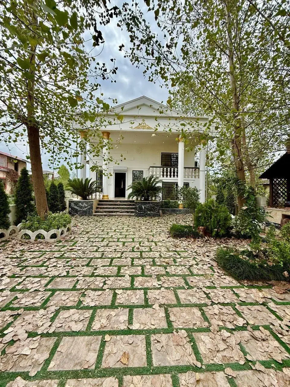 ویلاباغ نیم پیلوت جنگلی شهرکی ورازده علیاسندتکبرگ|فروش خانه و ویلا|چمستان, |دیوار