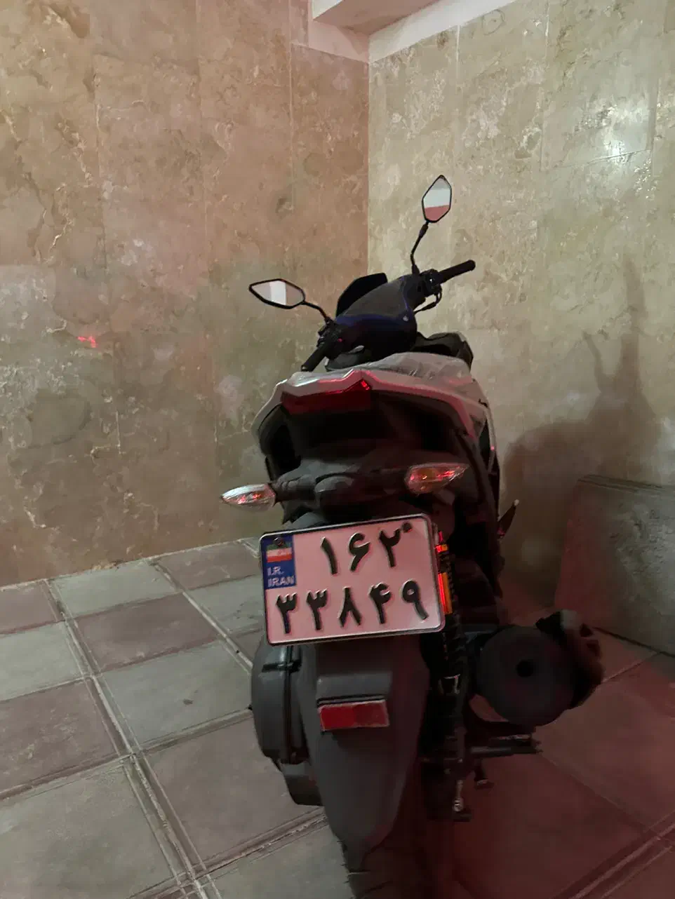 موتور ایروکس NVX 180 کبیر در حد صفر|موتورسیکلت|شهریار, شهرک شاهد|دیوار