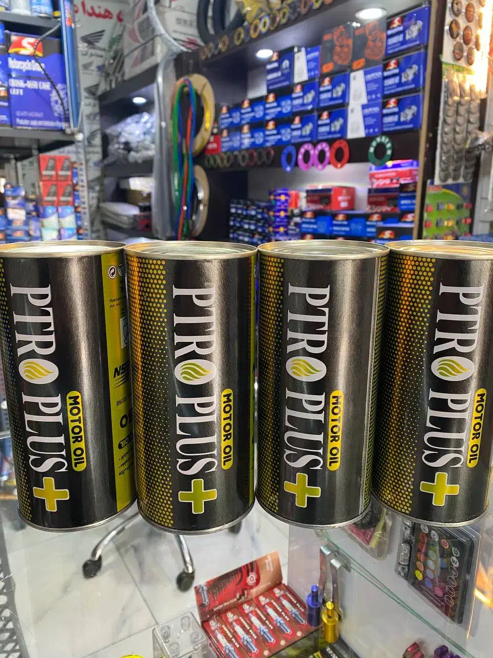 روغن موتور سیکلت فقط۱۵۰|قطعات یدکی و لوازم جانبی|کرج, حصارک بالا|دیوار