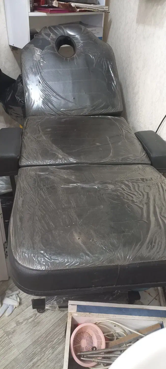 تخت مژه|آرایشی، بهداشتی، درمانی|رشت, بازار|دیوار