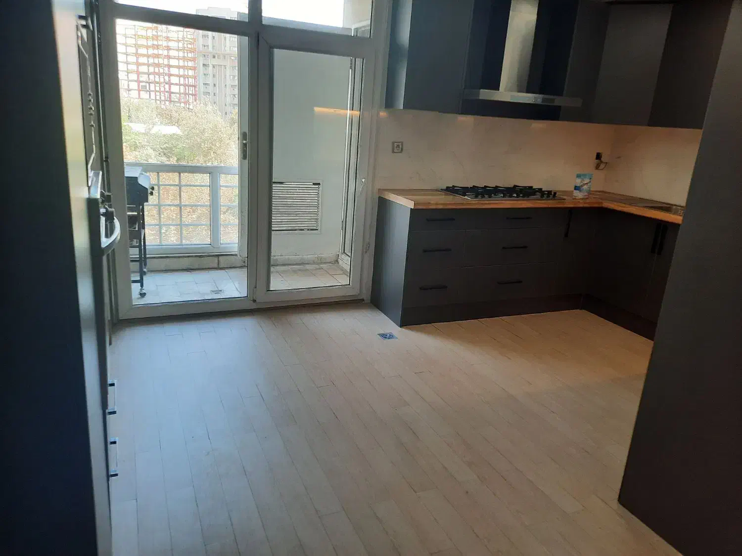 پاسداران شمالی نارنجستان ۱۹۴ متر فروشی|فروش آپارتمان|تهران, اقدسیه|دیوار