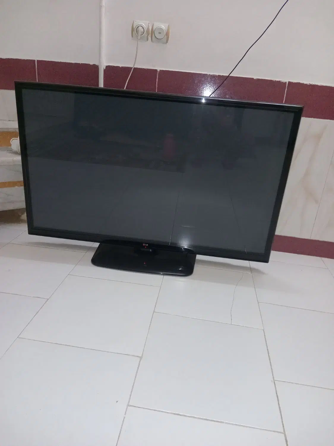 تلویزیون ۵۰ ال جی در حد نو|تلویزیون و پروژکتور|مشهد, سپاد|دیوار