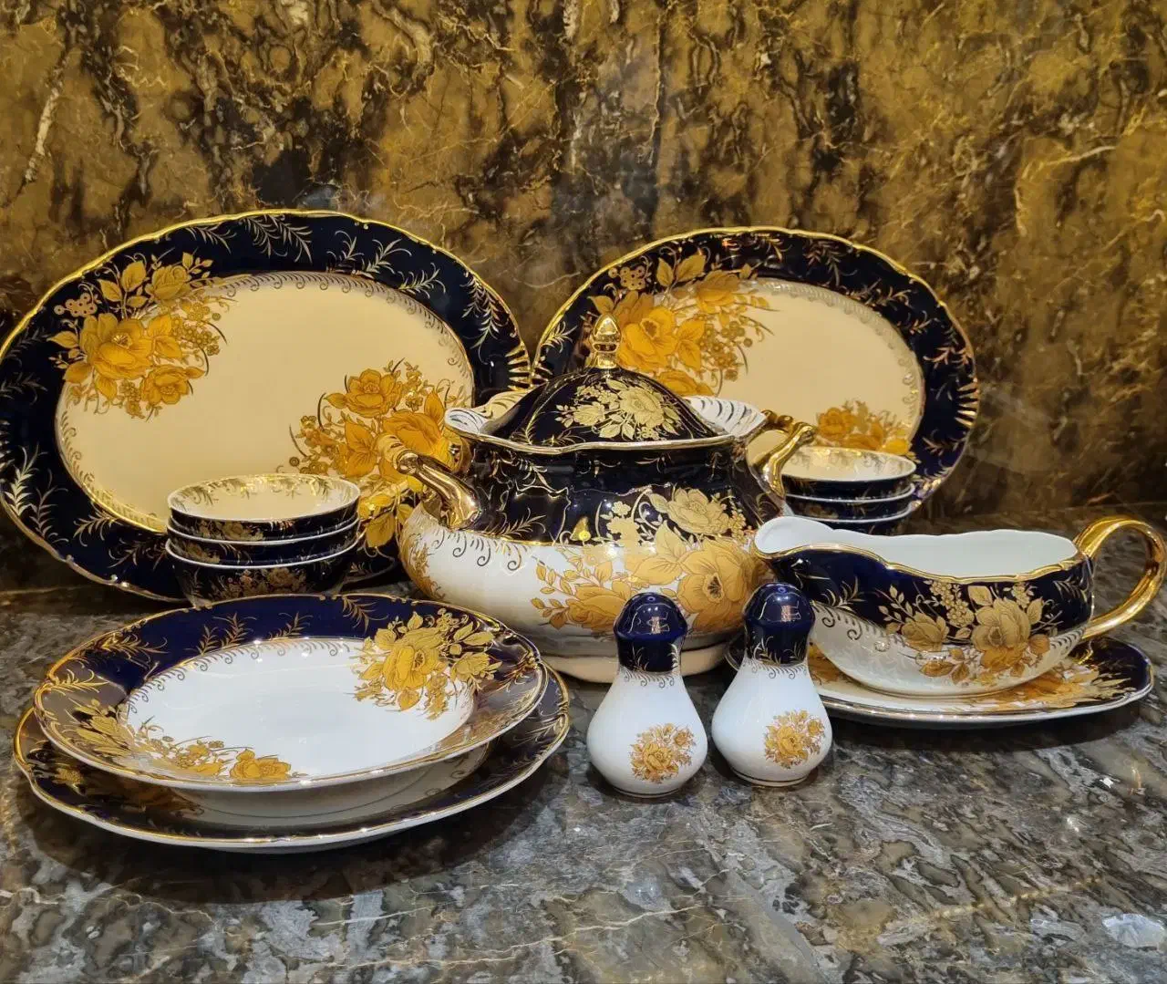 سرویس ۱۴۸پارچه غذاخوری کامل (۱۲نفره)|ظروف سرو و پذیرایی|مشهد, صیاد شیرازی|دیوار