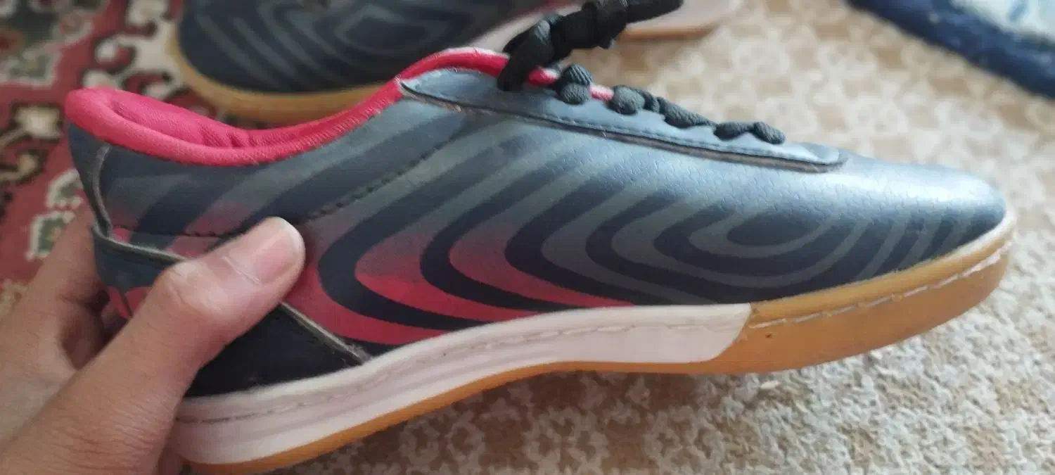 کفش فوتسال|کیف، کفش، کمربند|یزد, |دیوار