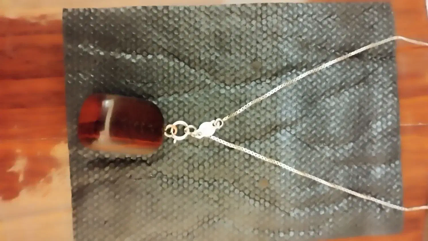 گردن آویز اصلی|جواهرات|شهرکرد, |دیوار