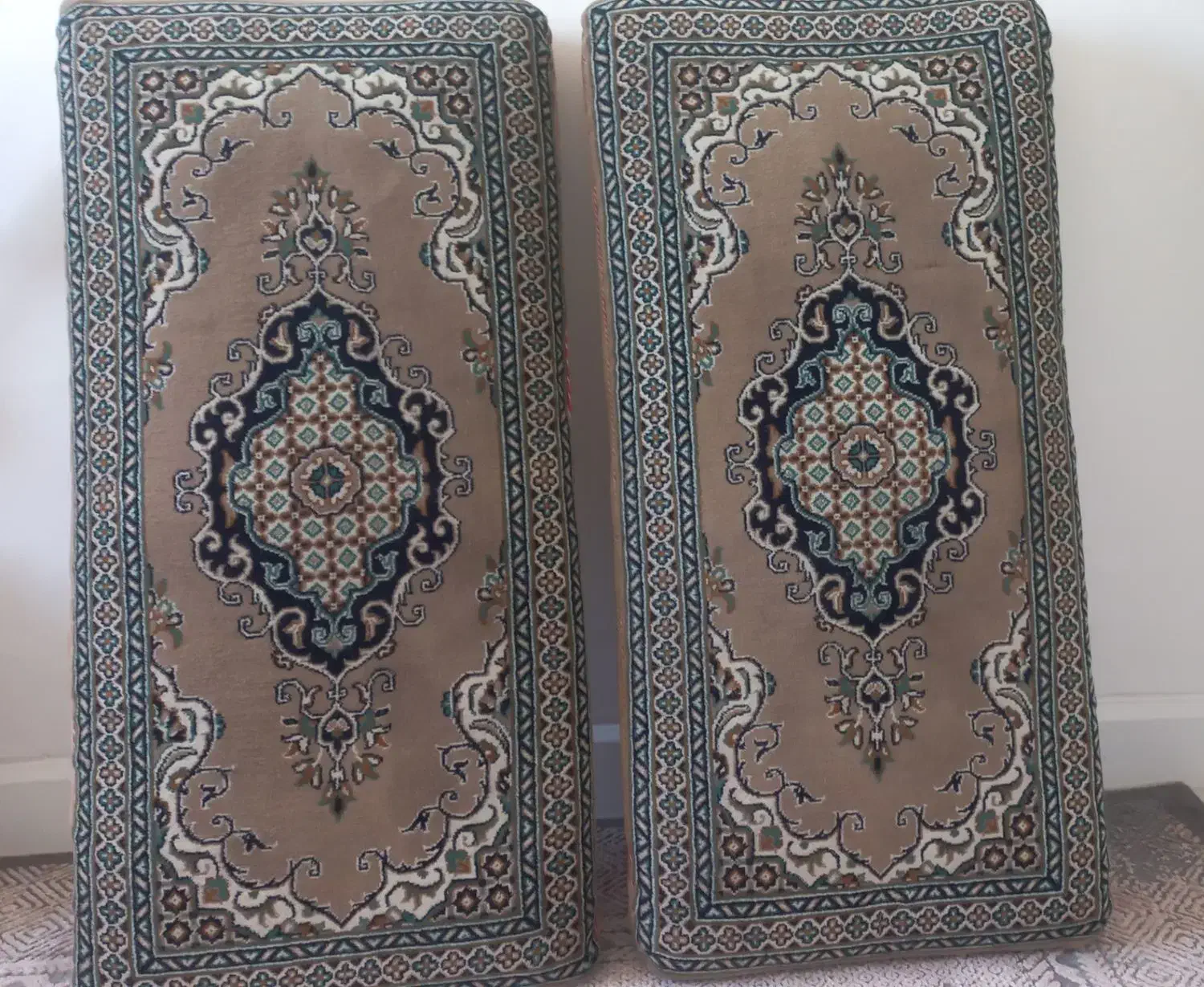 پشتی|پشتی|فولادشهر, B1|دیوار