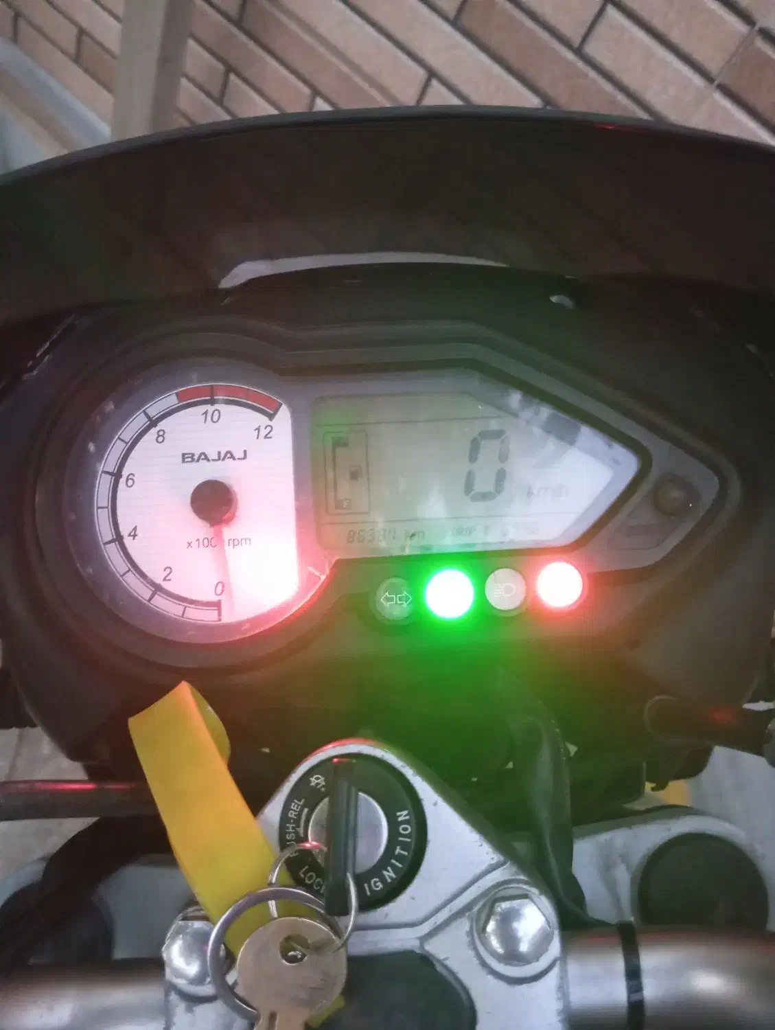 پالس 200|موتورسیکلت|اصفهان, هفتون|دیوار