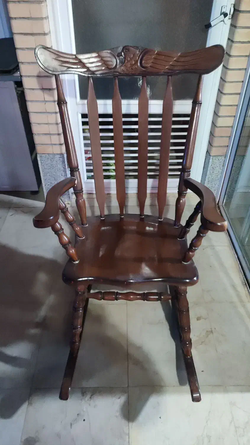 صندلی مادر بزرگ|صندلی و نیمکت|شاهین‌شهر, خبرنگار|دیوار