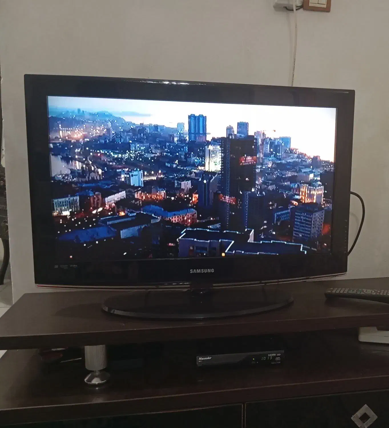 تلویزیون ال سی دی 32 اینچ سامسونگ|تلویزیون و پروژکتور|رشت, لاکان|دیوار