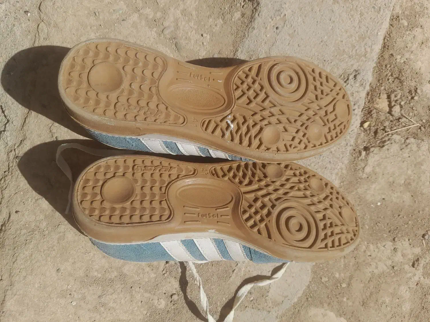 کفش ورزشی فوتسال|کیف، کفش، کمربند|قزوین, |دیوار