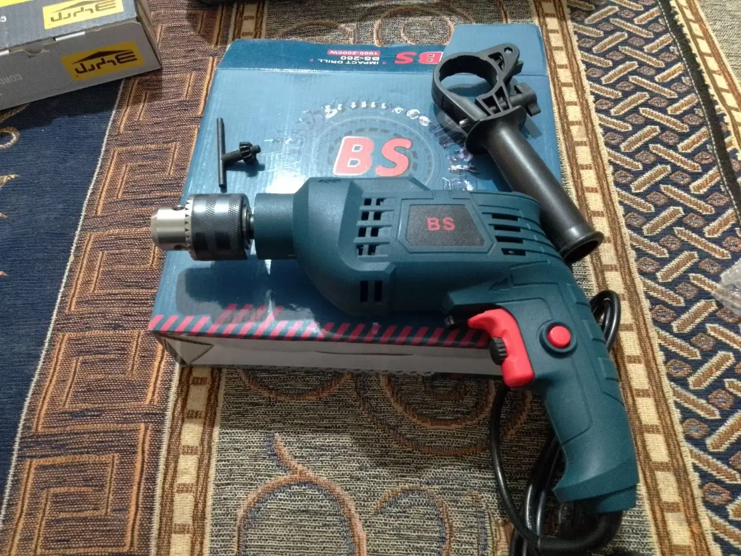 وسایل تخریب|ابزارآلات|باغ ملک, |دیوار