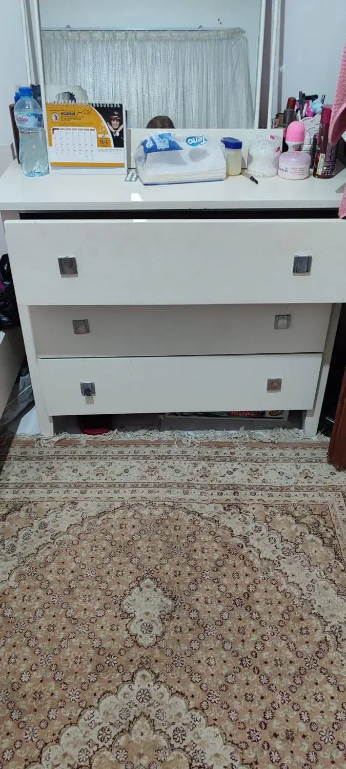 میز آرایشی و دراور|جاکفشی، کمد، دراور|لاهیجان, قیام|دیوار