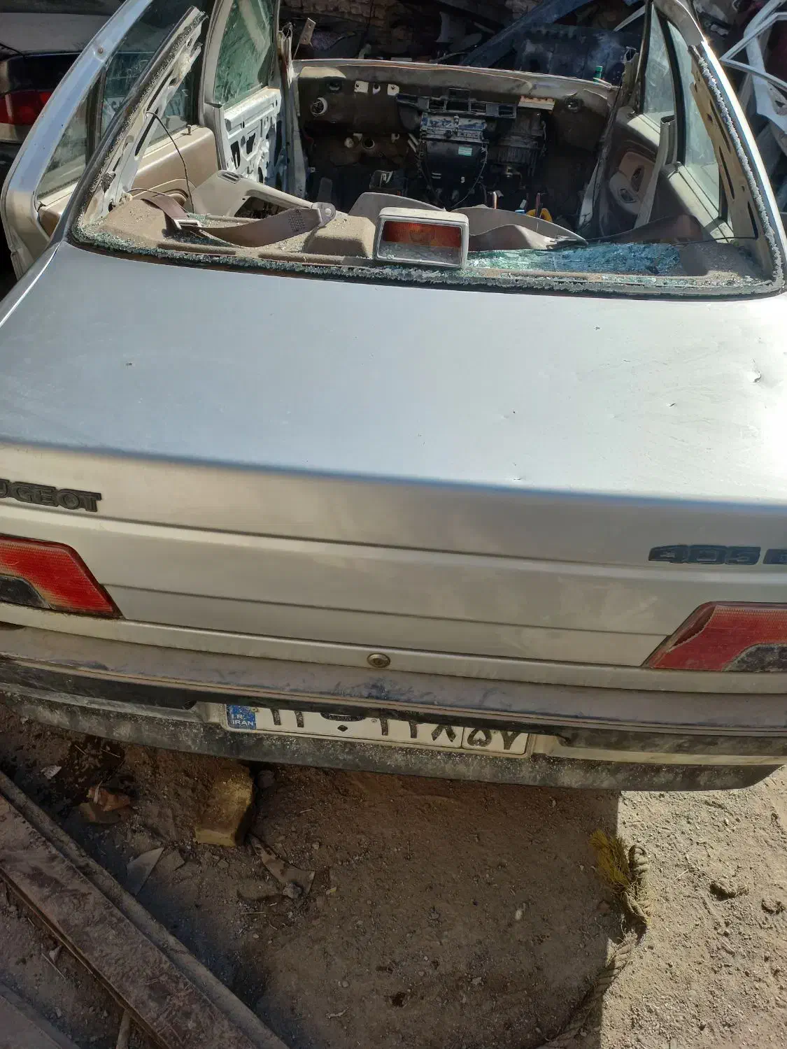 بدنه پژو ۴۰۵ در و گلگیرو شاسی عقب و جلو|قطعات یدکی و لوازم جانبی|مشهد, سپاد|دیوار