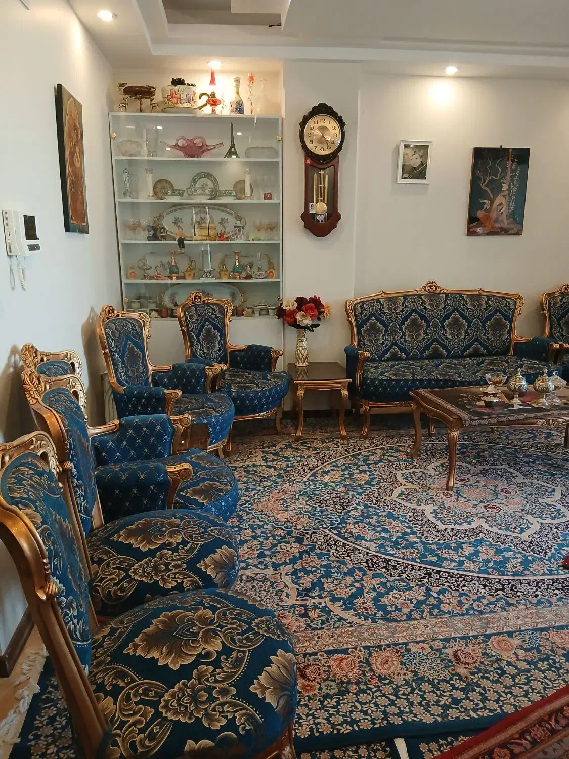 فروش مبل نه نفره استیل به اضافه دومیزبان|مبلمان خانگی و میز عسلی|تهران, پونک|دیوار
