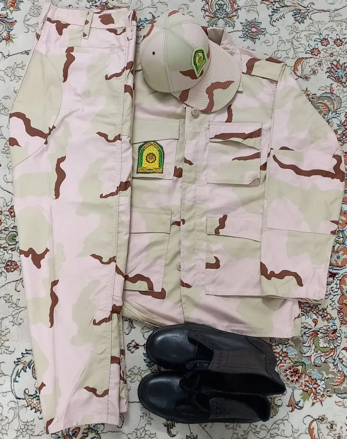 لباس سربازی مرزبانی و پوتین|لباس|مشهد, شهید رضوی|دیوار