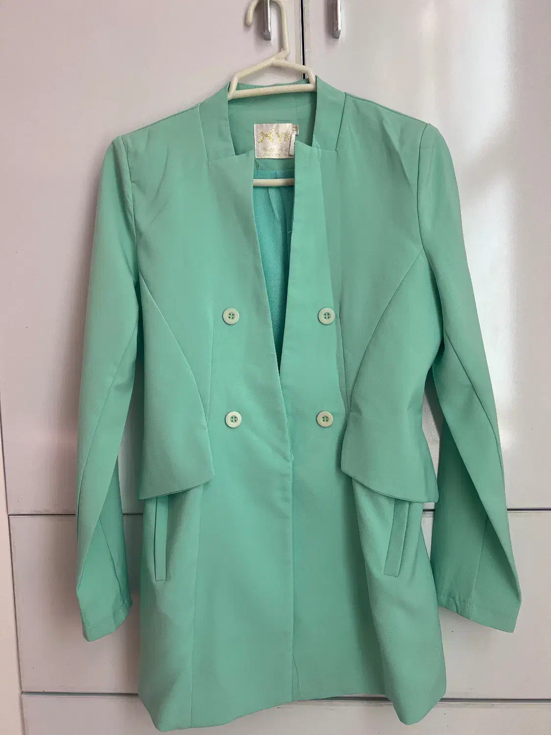 کت زنانه|لباس|قم, انسجام|دیوار