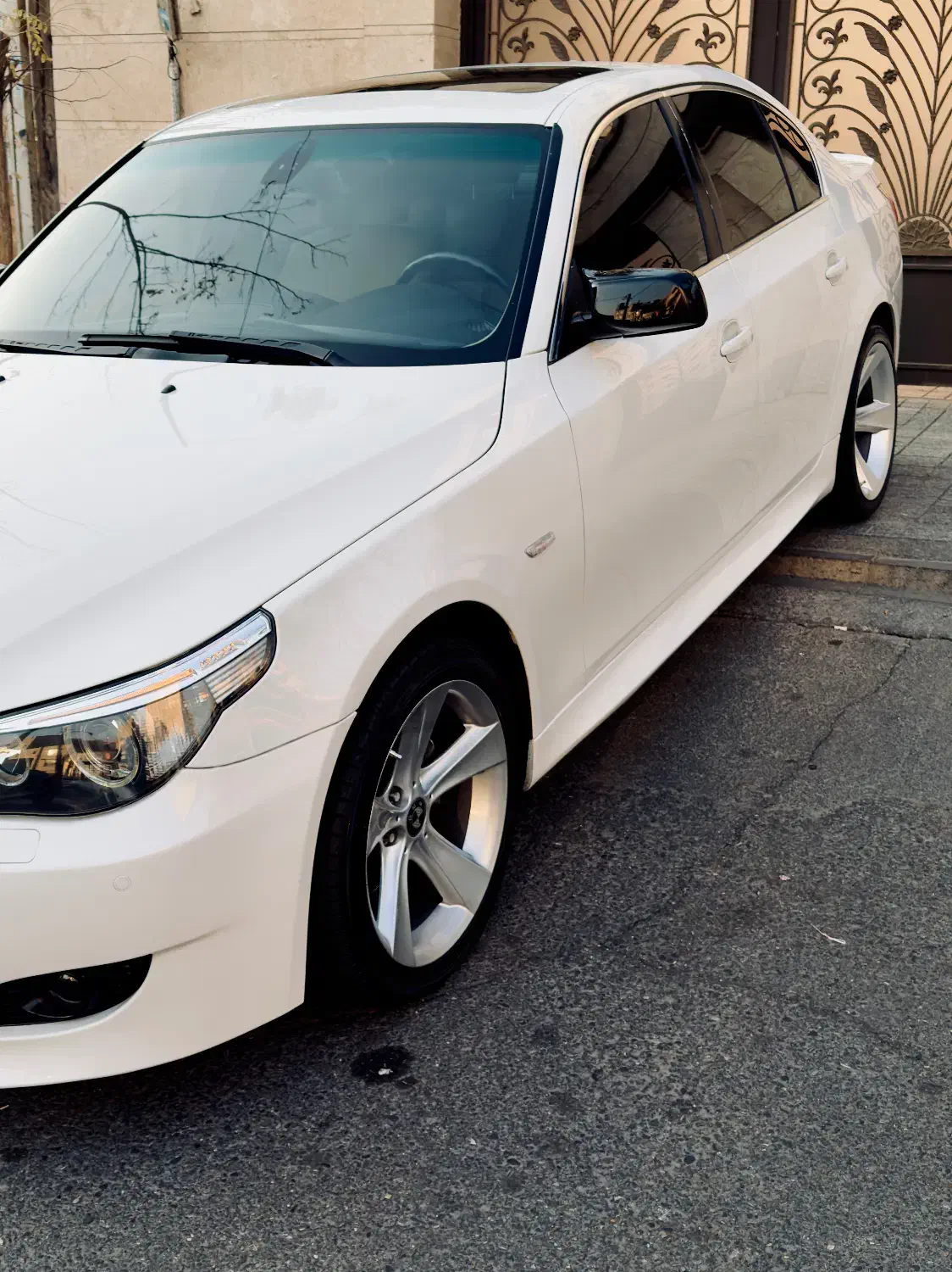 بی ام و 520 مدل 2005 ترخیص 2008|خودرو سواری و وانت|تهران, گیشا|دیوار