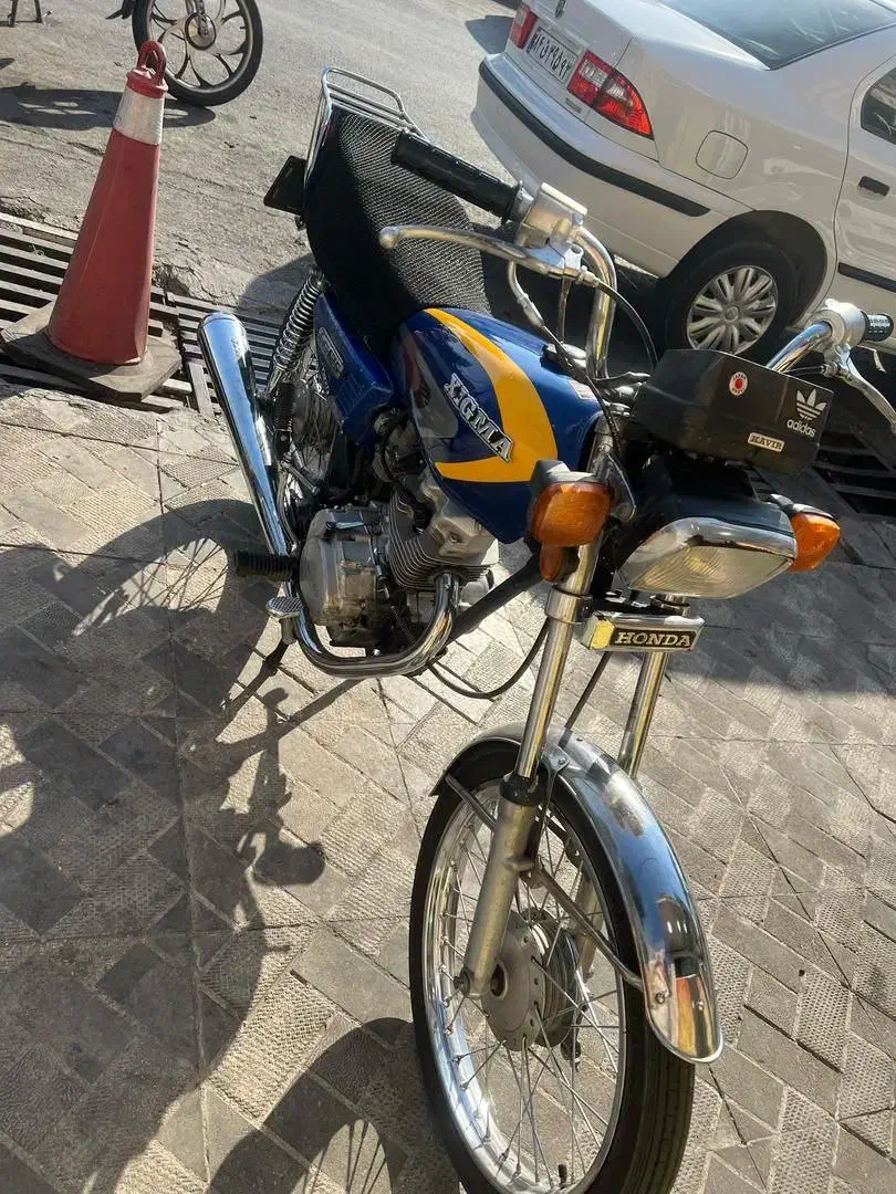 125|موتورسیکلت|شیراز, سایت اداری|دیوار