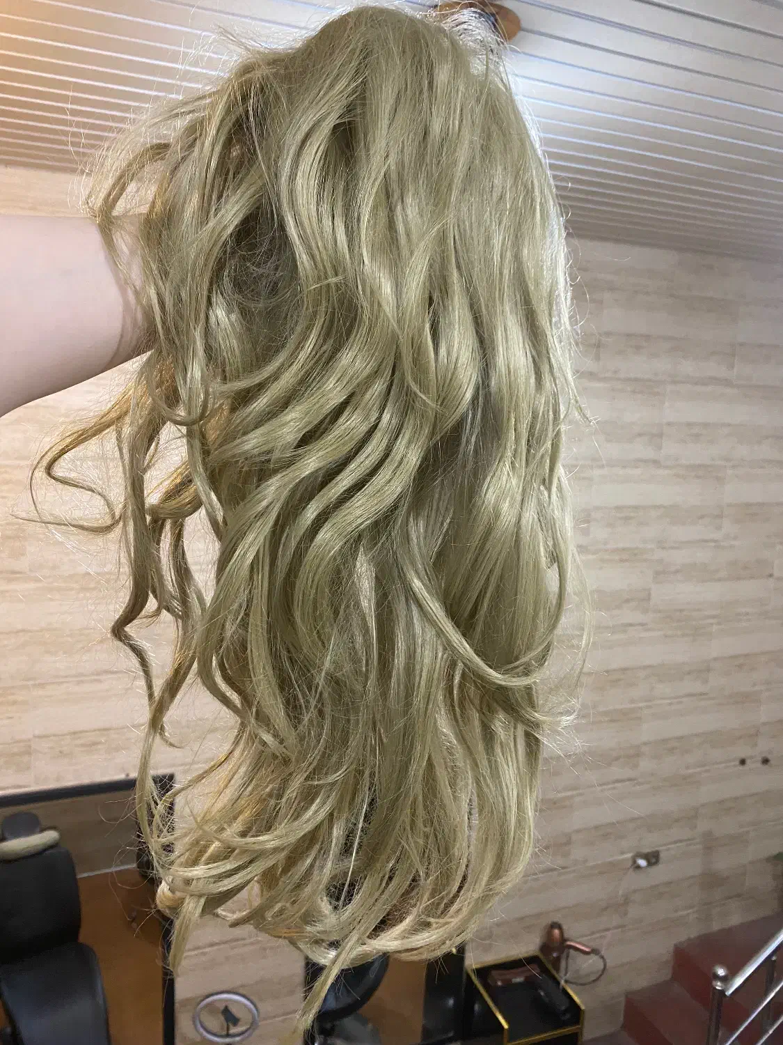 کلاه گیس|آرایشی، بهداشتی، درمانی|رشت, دروازه لاکان|دیوار