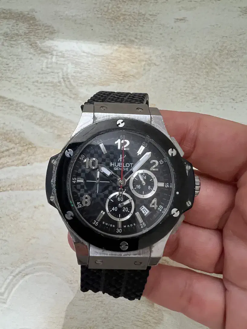 ساعت مچی|ساعت|گنبد کاووس, |دیوار