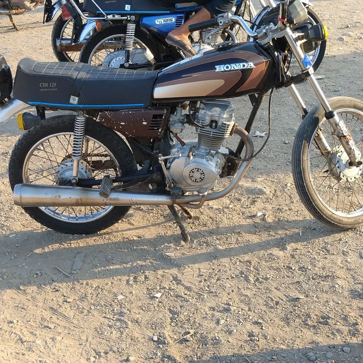 موتور مزائیده|موتورسیکلت|گنبد کاووس, |دیوار