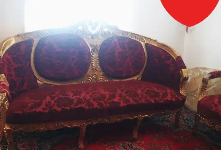 مبل سلطنتی|مبلمان خانگی و میز عسلی|میانه, |دیوار