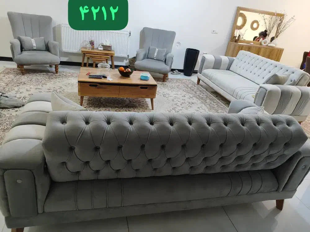 مبل مکانیزه خیلی نو چستری|مبلمان خانگی و میز عسلی|صدرا-فارس, فاز ۱|دیوار