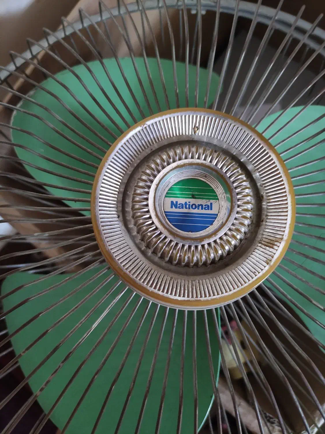 دیگ مسی وسایل قدیمی عتیقه|کلکسیون اشیاء عتیقه|برازجان, |دیوار