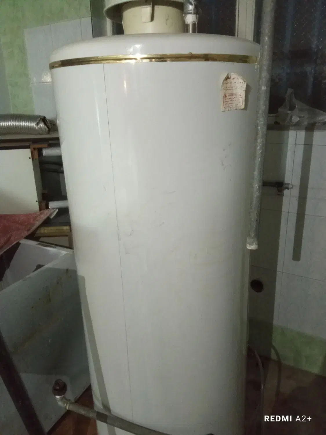 آب گرمکن درحد دوساله که خریدم|آبگرمکن، پکیج، شوفاژ|اسدآباد, |دیوار