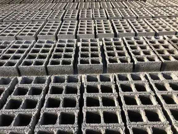 به یک بلوک زن ماهر نیازمندیم|استخدام معماری، عمران و ساختمانی|دورود, |دیوار