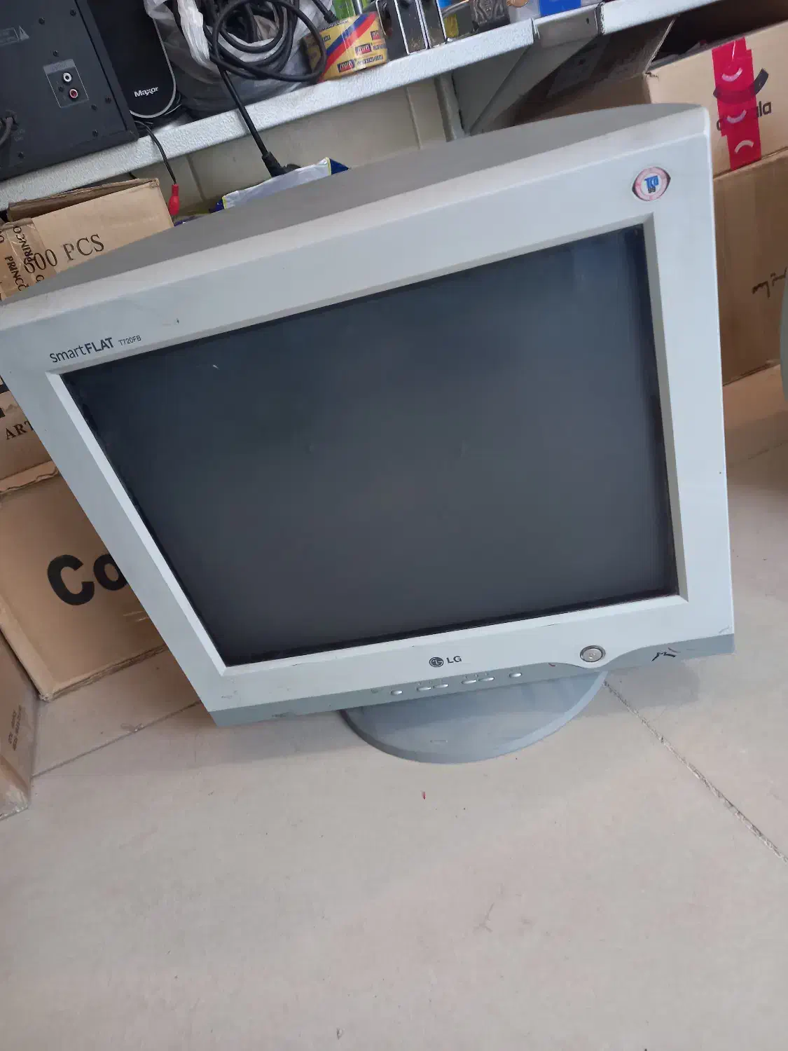 مانیتور 17 LG|قطعات و لوازم جانبی رایانه|اصفهان, پروین|دیوار