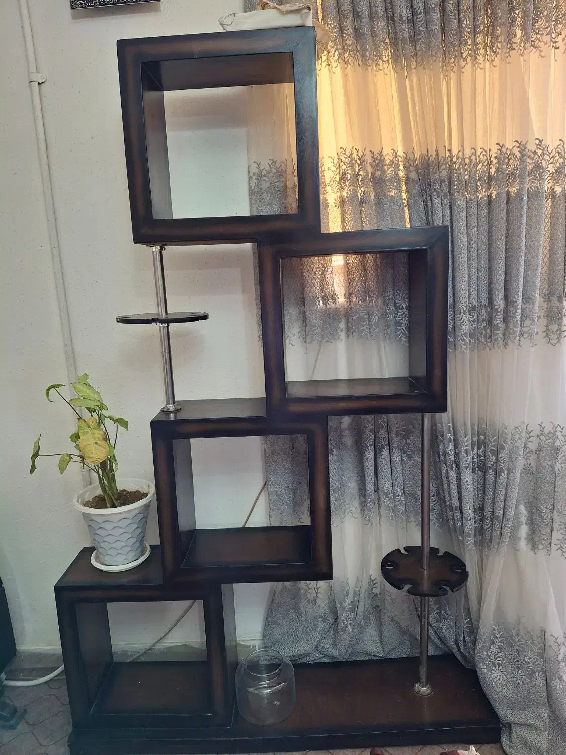 استند چوب|کتابخانه، شلف، قفسه‌های دیواری|شاهین‌شهر, شهرک گلدیس|دیوار