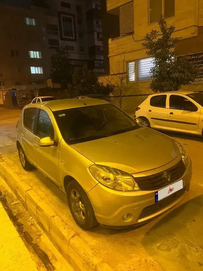 ساندرو مدل ۹۵|خودرو سواری و وانت|شیراز, چوگیاه‎|دیوار