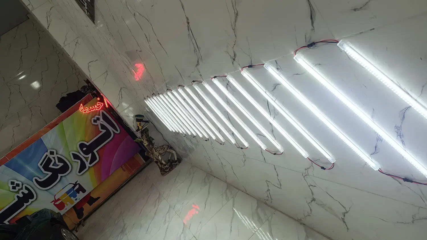 واکس و پولیش و احیای رنگ خودرو ... آخسمه|خدمات موتور و ماشین|بناب, |دیوار