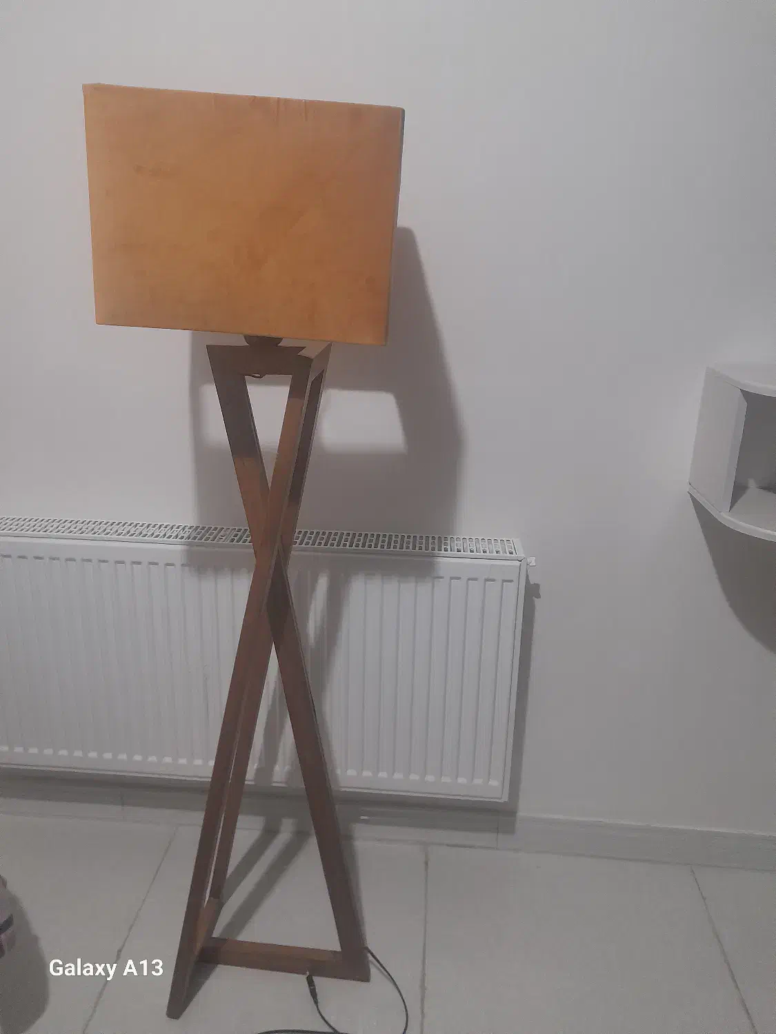 آباژور|چراغ خواب و آباژور|قروه, |دیوار