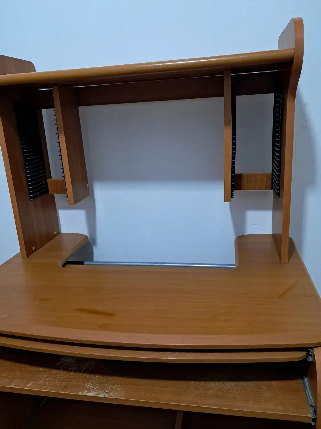 میز کامپیوتر|میز تحریر و کامپیوتر|قم, نیروگاه|دیوار