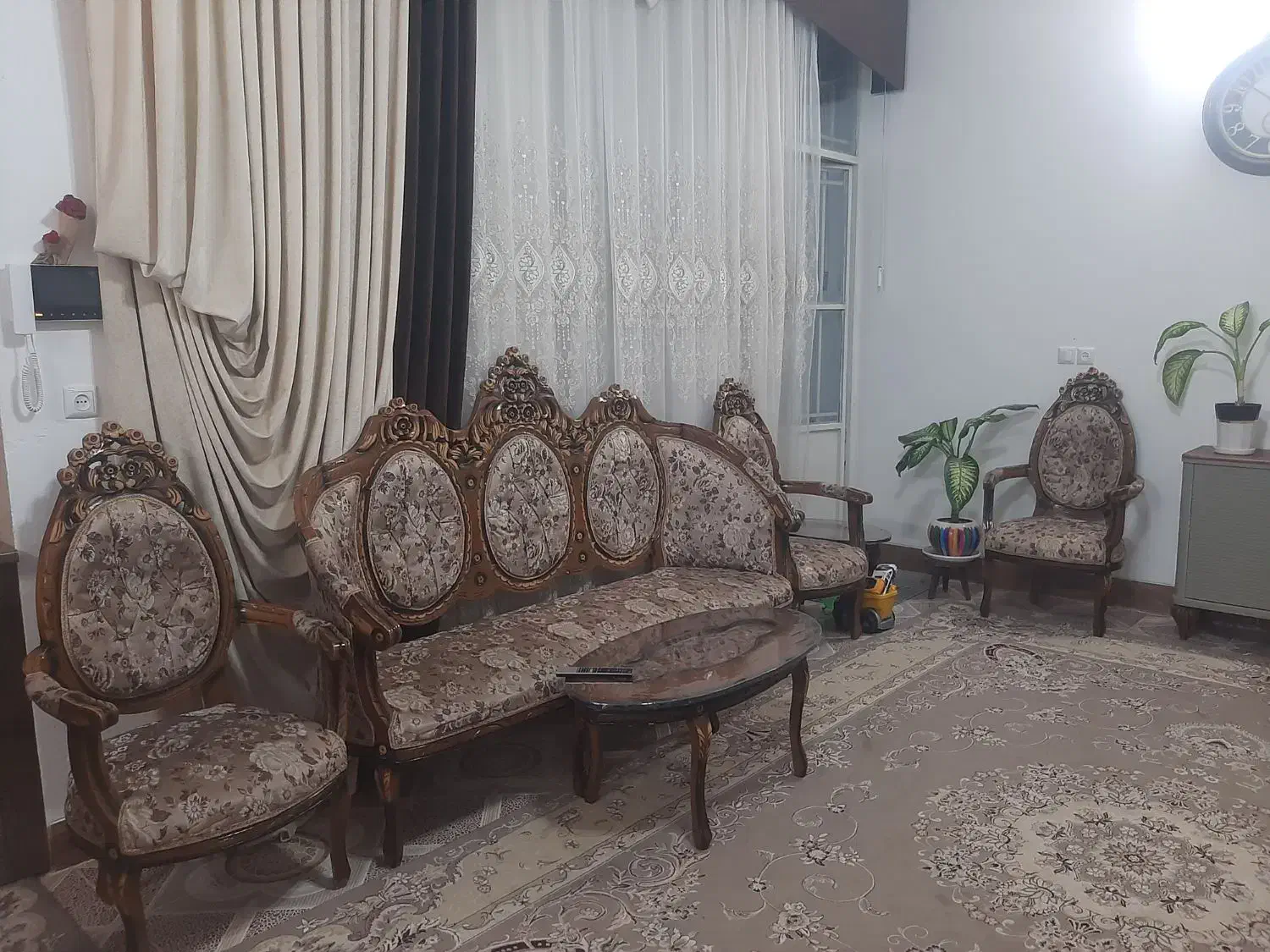 مبل سلطنتی|مبلمان خانگی و میز عسلی|حمیدیا, |دیوار