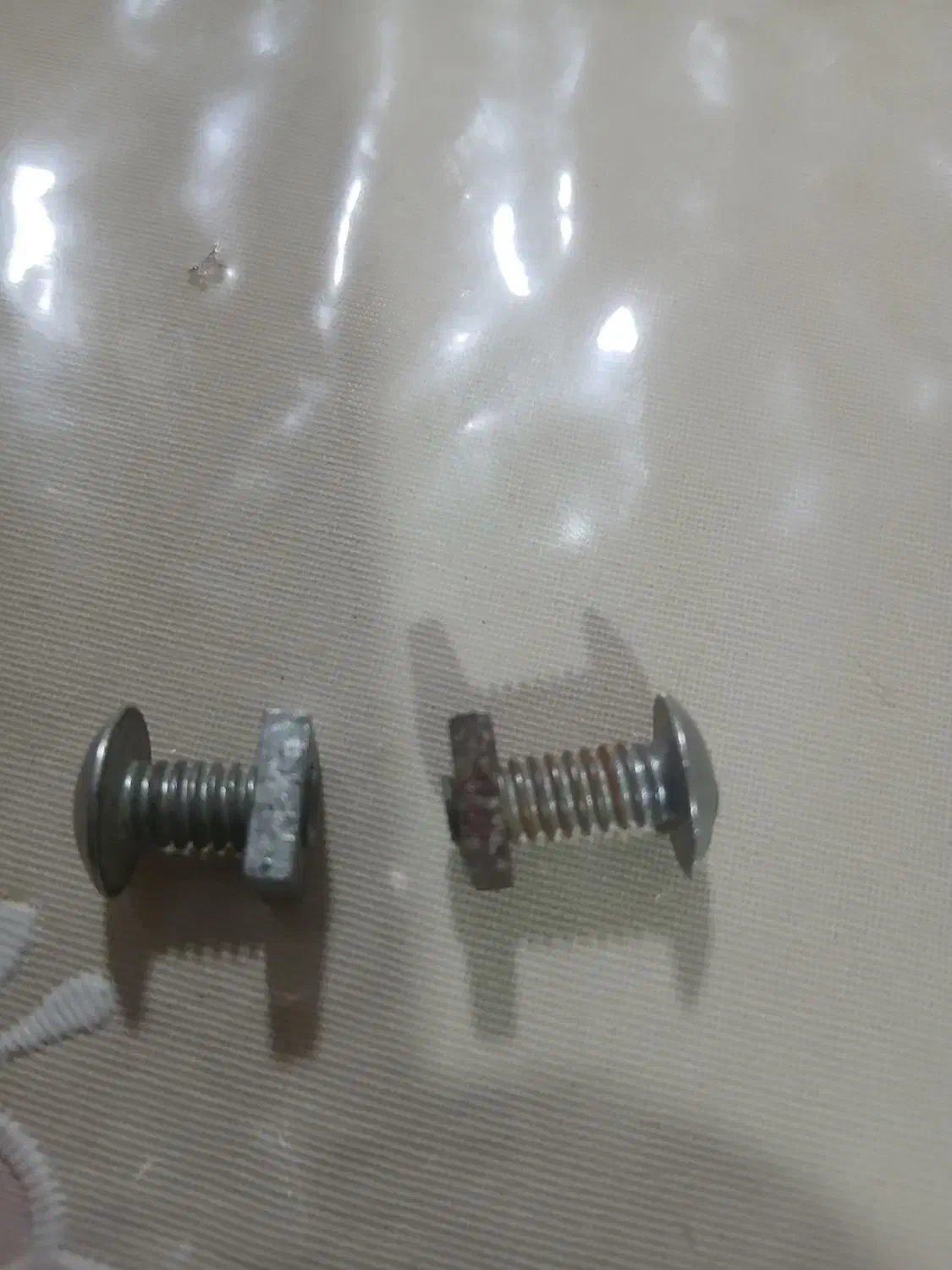 صفحه پرسلان بر مینی|ابزارآلات|مشهد, مصلی (کارمندان اول)|دیوار