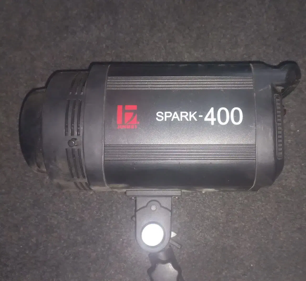 کیت فلشر sparkچهارصد ژول|دوربین عکاسی و فیلم‌برداری|شیراز, کوشک میدان|دیوار